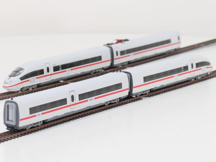 Schaal H0 Piko 57306 4-delig elektrisch treinstel ICE 3 v..., Hobby en Vrije tijd, Modeltreinen | H0, Wisselstroom, Treinset, Zo goed als nieuw