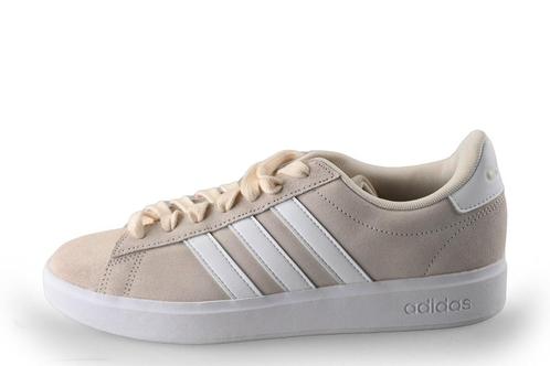 Adidas Sneakers in maat 40 Beige | 10% extra korting, Kleding | Dames, Schoenen, Beige, Zo goed als nieuw, Sneakers of Gympen