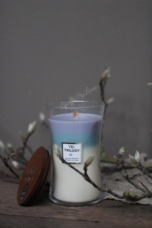 WoodWick Calming retreat trilogy large, Huis en Inrichting, Woonaccessoires | Kandelaars en Kaarsen, Nieuw, Ophalen of Verzenden