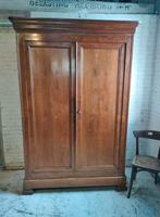 Vintage kast antieke oude tafel stoel emaille etc