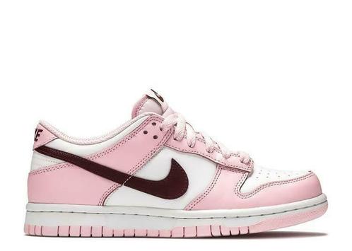Nike Dunk Low Pink Foam Red White (GS) | Nieuw, Kleding | Heren, Schoenen, Nieuw, Ophalen of Verzenden