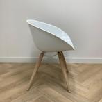 design stoel Pedrali Gliss hout 904,   wit, Huis en Inrichting, Stoelen, Ophalen of Verzenden, Gebruikt, Stof, Eén