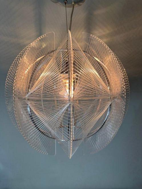 Lamp - Vintage Hanglamp in Transparant Draad en Plexiglas -, Antiek en Kunst, Curiosa en Brocante