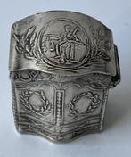 Doos - .833 zilver - loderein, Antiek en Kunst