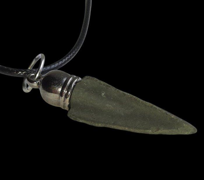 Scythisch Hanger van een bronzen pijlpunt. Uitstekende, Sieraden, Tassen en Uiterlijk, Antieke sieraden