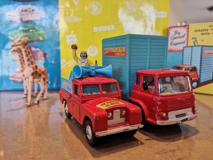 Corgi 1:43 - Model vrachtwagen (2) - Corgi Toys Chipperfield, Hobby en Vrije tijd, Modelauto's | 1:5 tot 1:12