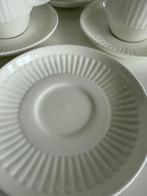 Wedgwood - Koffie- en theeservies (12) - Porselein, Antiek en Kunst