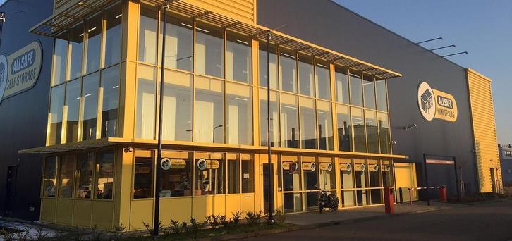 Opslagruimte huren bij ALLSAFE Zwolle, Diensten en Vakmensen, Verhuizers en Opslag, Bedrijfsverhuizingen, Opslag, Verhuizen binnen Nederland