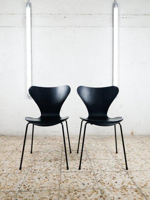 Fritz Hansen - Arne Jacobsen - Stoel (2) - Serie 7 Stoel -, Antiek en Kunst, Antiek | Meubels | Stoelen en Banken