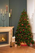 2dekans | Triumph Tree Tsuga Kunstkerstboom - H230 x Ø147 cm, Diversen, Ophalen of Verzenden, Zo goed als nieuw