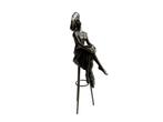 sculptuur, Elegant Bronze Sculpture – Seated Lady with Hat, Antiek en Kunst, Kunst | Designobjecten
