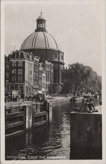 AMSTERDAM - Singel met Koepelkerk, Verzamelen, Ansichtkaarten | Nederland, Verzenden