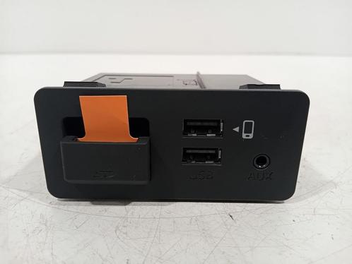 AUX poort Mazda 2  1.5 TK78669U0E, Auto-onderdelen, Elektronica en Kabels, ARN erkend, Stiba lid, Erkend duurzaam, Gebruikt, Herkomst onderdeel bekend