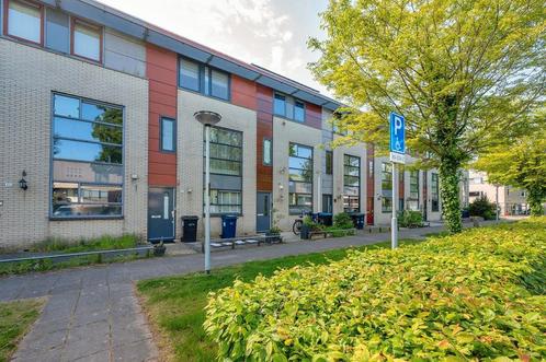 Te huur: Huis Meindert Hobbemastraat in Almere, Huizen en Kamers, Huizen te huur, Flevoland