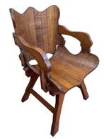 Fauteuil - Kastanje - Gebogen houten rustieke fauteuil met, Antiek en Kunst, Curiosa en Brocante