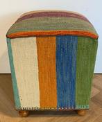Poef - Hout, Wol, Antiek en Kunst