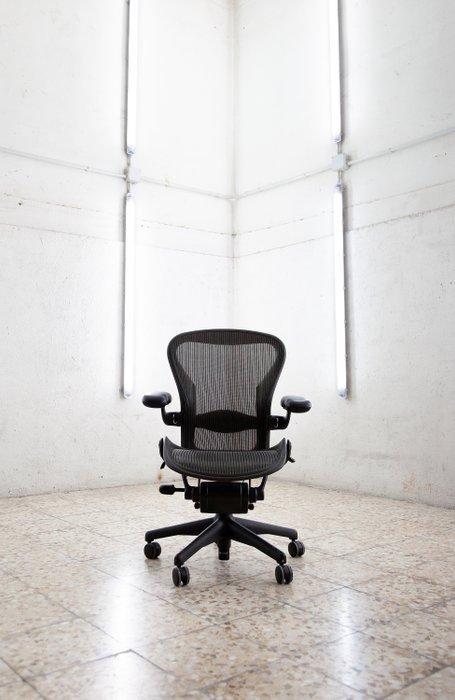 Herman Miller - Bill Stumpf, Don Chadwick - Bureaustoel -, Antiek en Kunst, Antiek | Meubels | Stoelen en Banken