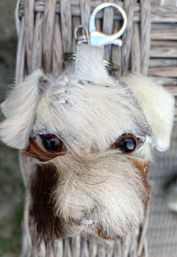 Honden sleutelhanger met witte hangende oortjes - hand, Verzamelen, Sleutelhangers, Verzenden