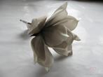 Magnolia foambloem Kort Taupe DOOS 12 stuks Magnolia, Huis en Inrichting, Woonaccessoires | Kunstplanten en Kunstbloemen, Ophalen of Verzenden