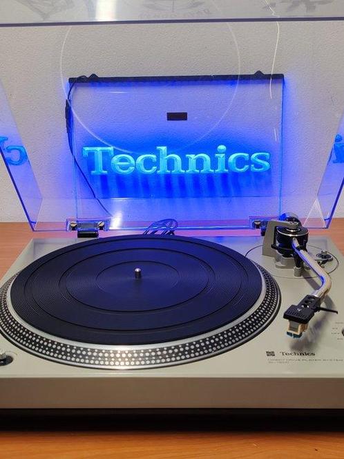 Technics - SL-1500 Platenspeler, Audio, Tv en Foto, Radio's
