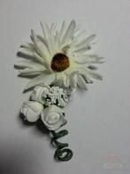 Corsage Aster Creme Wit CAS 40 Corsage Aster, Nieuw, Ophalen of Verzenden