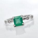 14 karaat Witgoud - Ring - 0.75 ct Smaragd - Diamant