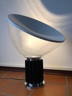 Flos - Pier Giacomo Castiglioni - Tafellamp - Stil - Glas,, Antiek en Kunst, Antiek | Lampen