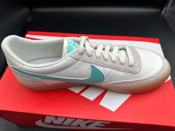 Nike schoenen (unisex maat 41) beschikbaar voor biedingen