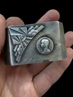 Mysterieuze en zeldzame gotische servethouder (of