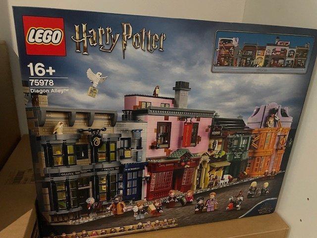 Lego Set - 75978 - Harry Potter - Diagon Alley, Kinderen en Baby's, Speelgoed | Duplo en Lego