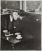 Brassaï [1899-1984] - Couple damoureux dans un café