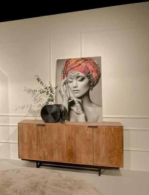 Dressoir ‘Valdez’ – Mangohout/Zwart | 180 cm, Huis en Inrichting, Kasten | Dressoirs, Ophalen