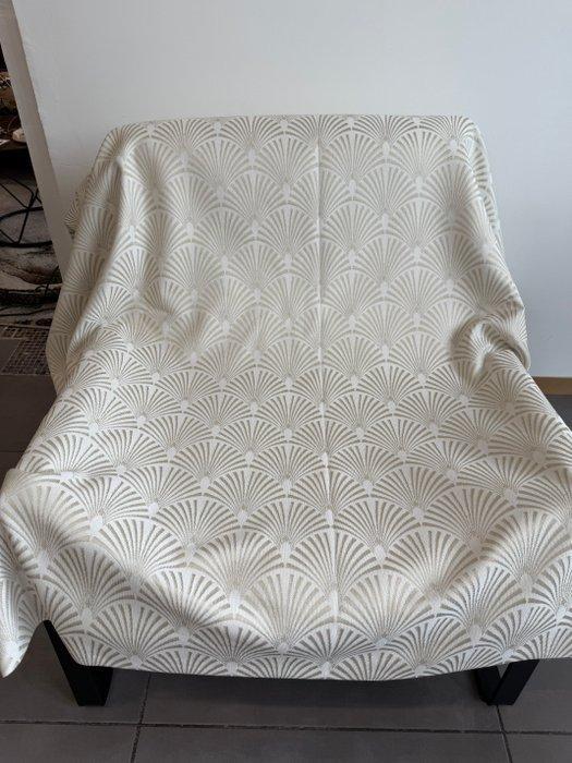 Onde d’Oro Art Déco – Sculpturale elegantie in, Antiek en Kunst, Antiek | Kleden en Textiel