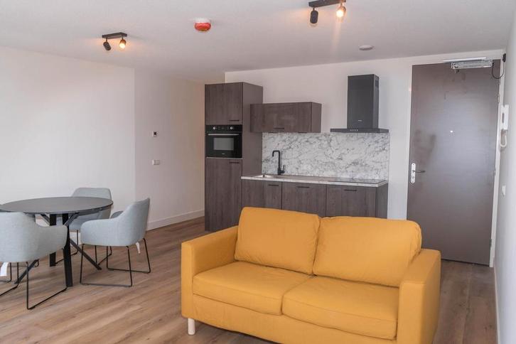 Te huur: Appartement Rosmolenplein in Tilburg, Huizen en Kamers, Huizen te huur, Noord-Brabant, Appartement