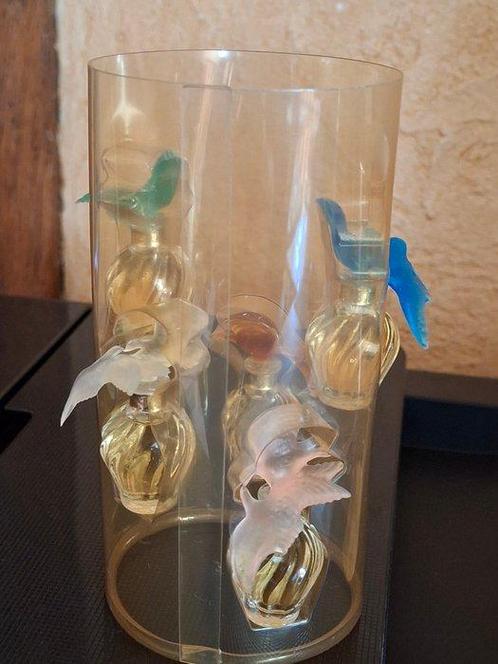 Parfumfles - Glas - Prachtige en zeldzame oude Nina Ricci, Antiek en Kunst, Antiek | Speelgoed