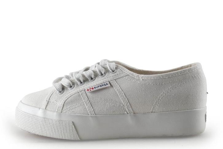 Superga Sneakers in maat 38 Wit, Kleding | Dames, Schoenen, Wit, Zo goed als nieuw, Sneakers of Gympen, Verzenden