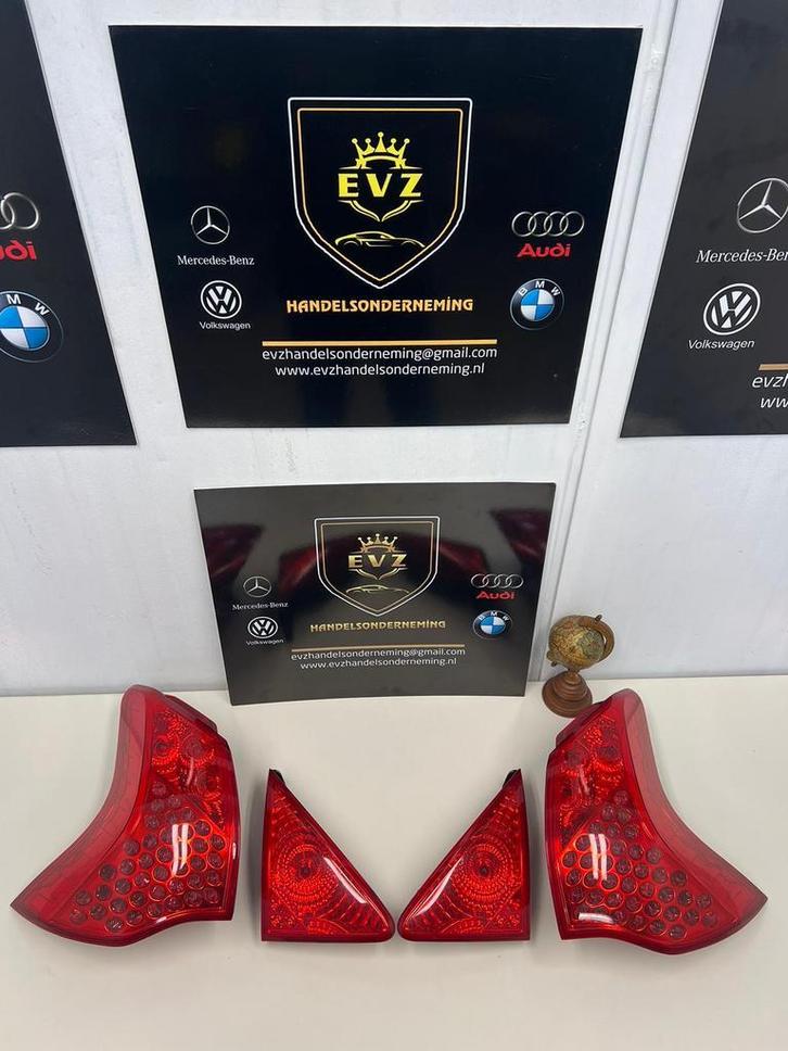 Peugeot 3008 1.6i THP achterlicht set rechts en links bj2013, Auto-onderdelen, Verlichting, Gebruikt, Peugeot