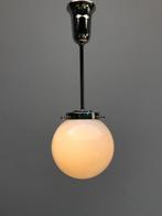 Plafondlamp - Opaline glas - Hanglamp van verchroomd staal