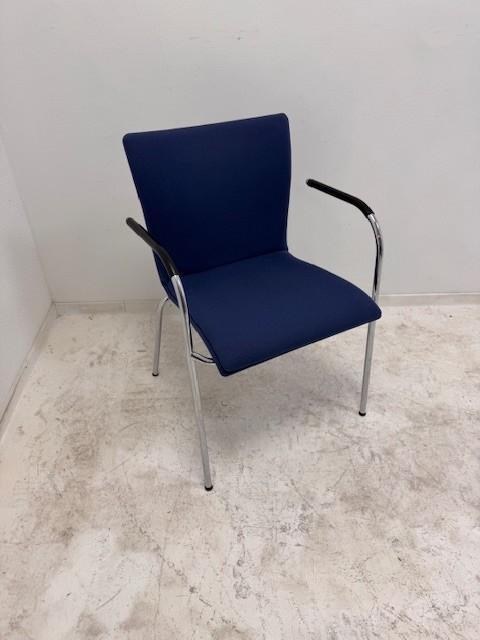 Thonet S166 4-poot design stoel chroom blauw stof koppel-en, Zakelijke goederen, Kantoor en Winkelinrichting | Kantoormeubilair en Inrichting