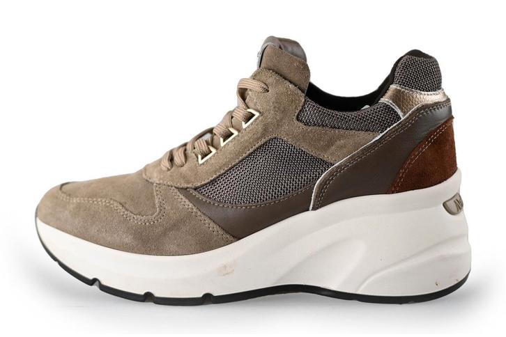 Nero Giardini sneakers in maat 41 Bruin | 10% korting, Kleding | Dames, Schoenen, Bruin, Zo goed als nieuw, Sneakers of Gympen
