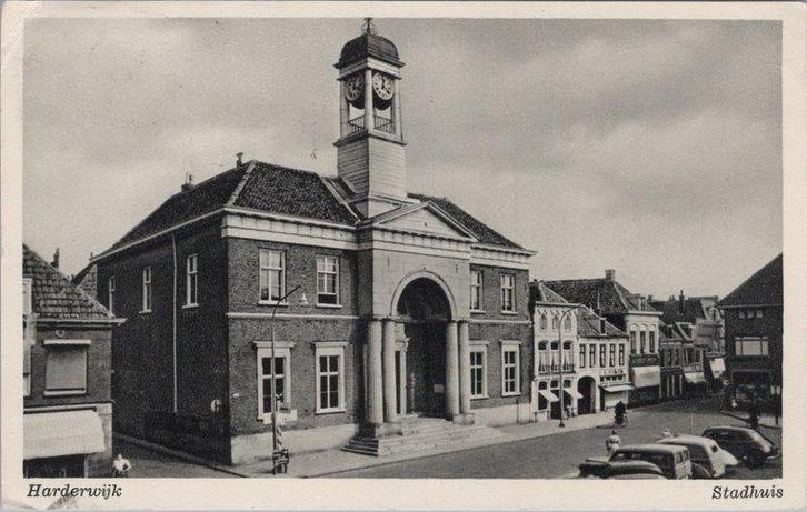 HARDERWIJK - Stadhuis, Verzamelen, Ansichtkaarten | Nederland, Verzenden