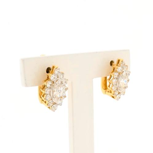 Gouden oorstekers met zirconia (oorbellen, geelgoud, dames), Sieraden, Tassen en Uiterlijk, Oorbellen, Overige kleuren, Gebruikt