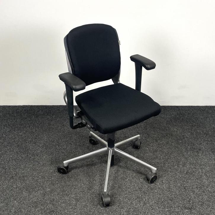 Bureaustoel Ahrend 230 - Lage Rug | Nieuw Gestoffeerd, Huis en Inrichting, Bureaustoelen, Bureaustoel, Gebruikt, Ergonomisch, Ophalen of Verzenden