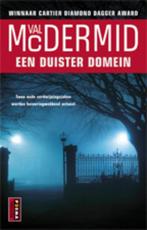 Een duister domein / Karen Pirie 9789021037257 Val McDermid, Boeken, Thrillers, Verzenden, Zo goed als nieuw, Val McDermid