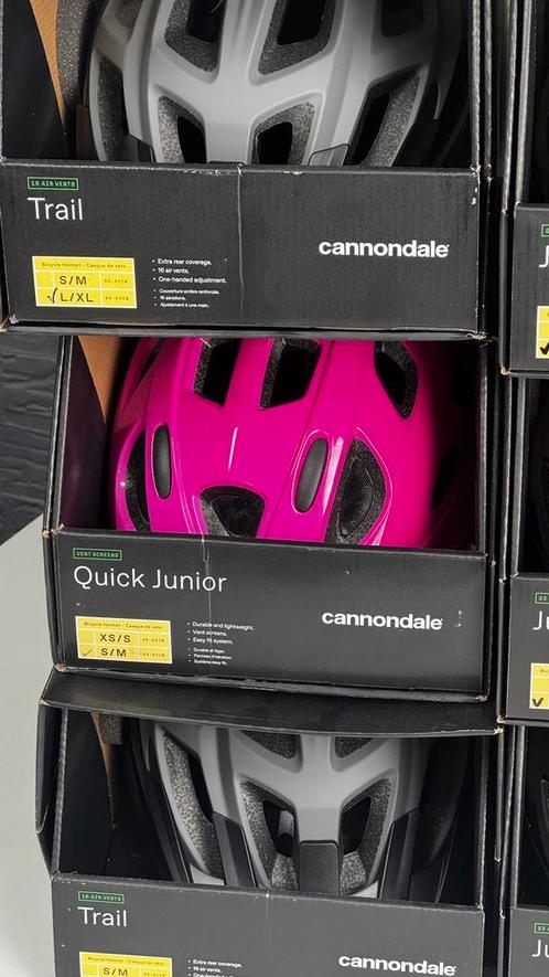 Partij Cannondale Fietshelmen – Junction &amp; Intake, Zakelijke goederen, Partijgoederen en Retail | Partijgoederen, Auto's en Fietsen