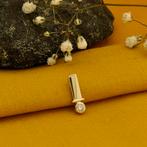 8 Krt. Hanger met zirconia | Minimalistisch (subtiel), Sieraden, Tassen en Uiterlijk, Antieke sieraden, Ophalen of Verzenden, Goud