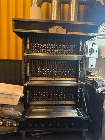 Ubert rotisserie kippengril beschikbaar voor biedingen