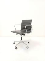 I.C.F. De Padova - Charles & Ray Eames - Bureaustoel - EA118