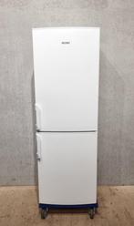 Een Koenic koel- en vriescombinatie, Gebruikt