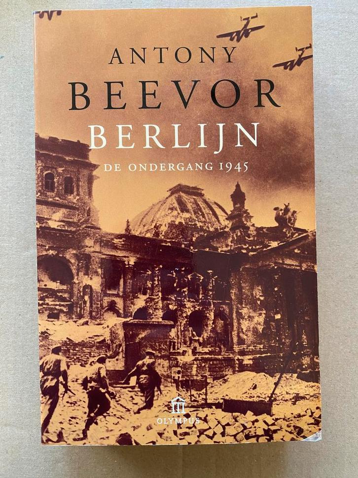 Antony Beevor - Berlijn - De Ondergang / Capitulatie 1945, Verzamelen, Militaria | Tweede Wereldoorlog, Duitsland, Boek of Tijdschrift